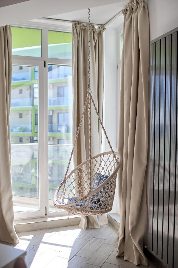 Sara Blu And Pool Apartment Mamaia