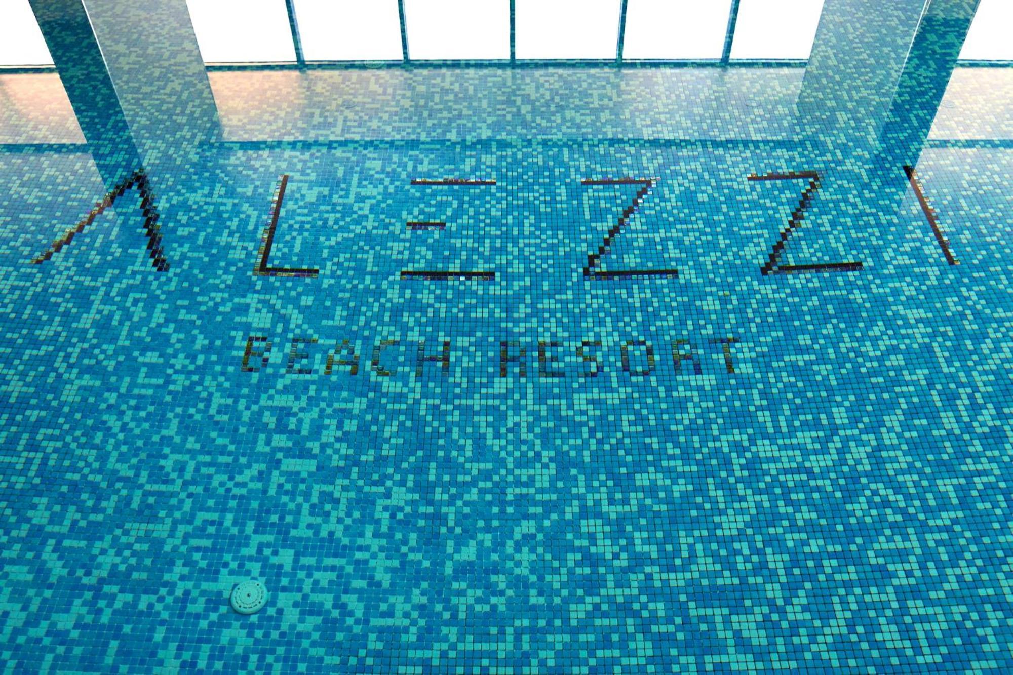 Sara Blu And Pool Apartment
